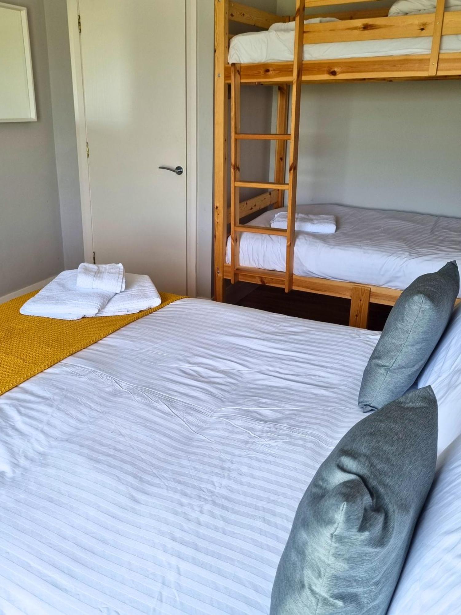 5 Dunluce Park - Portrush By The Sea Lejlighed Eksteriør billede