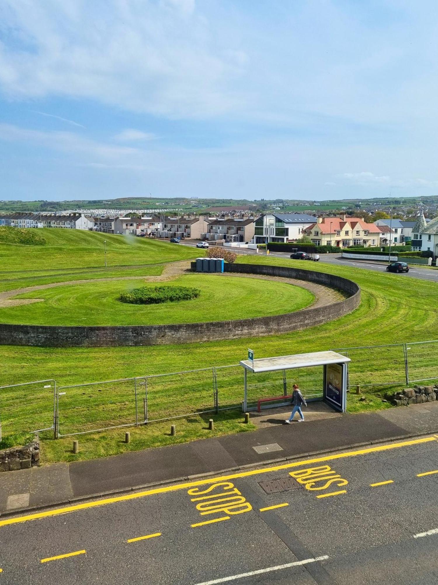 5 Dunluce Park - Portrush By The Sea Lejlighed Eksteriør billede